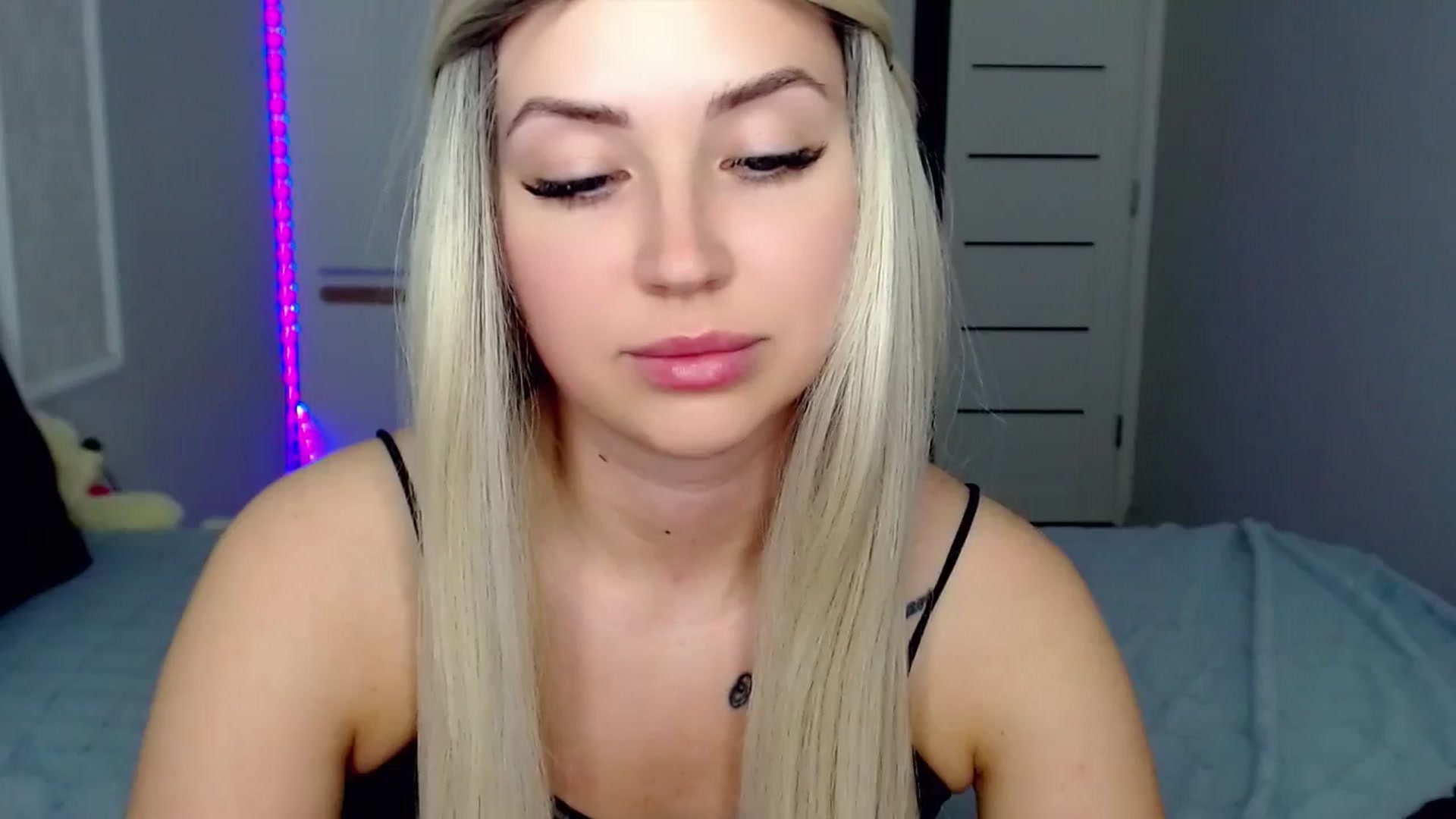 Gallery image thumbnail from SinfulAngelll's myfreecams stream on, 06/09/2024, 12:15 image 19 of 20