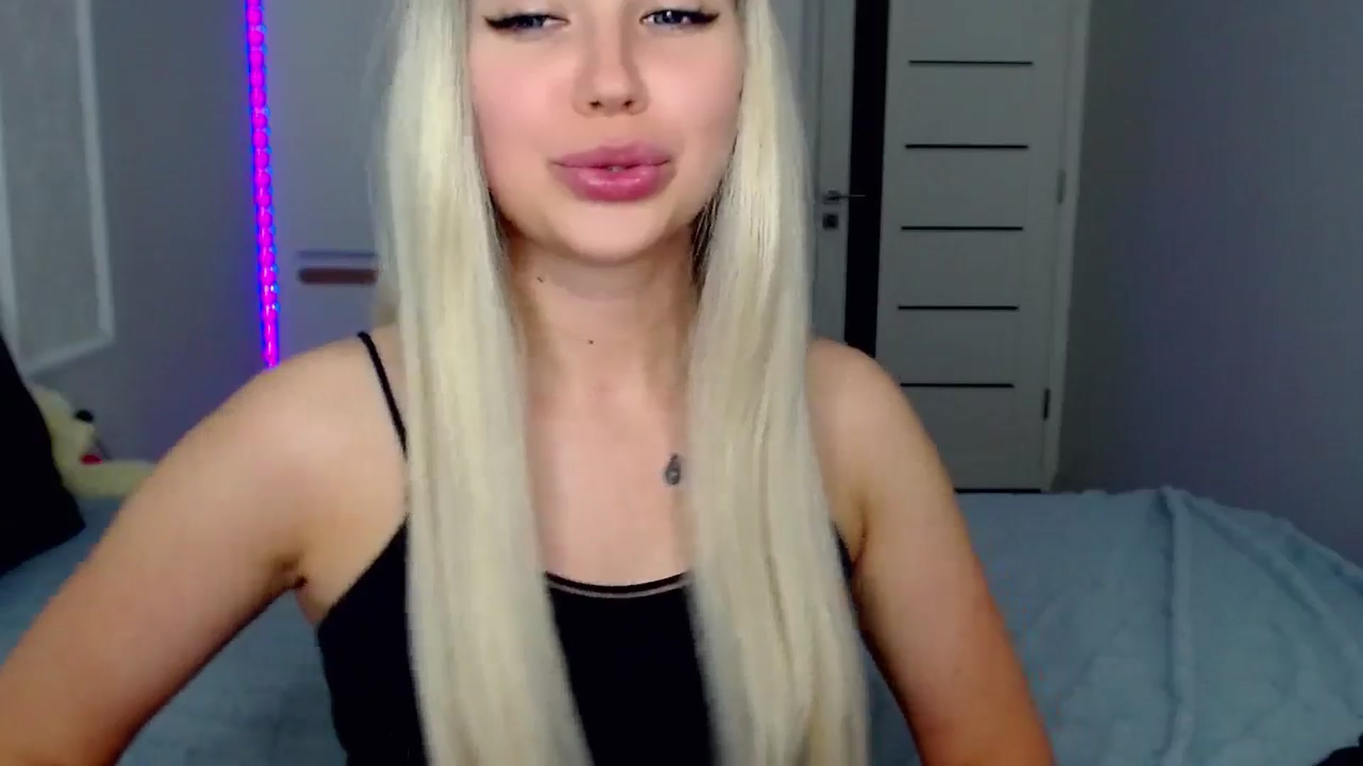 Gallery image thumbnail from SinfulAngelll's myfreecams stream on, 06/09/2024, 12:15 image 11 of 20