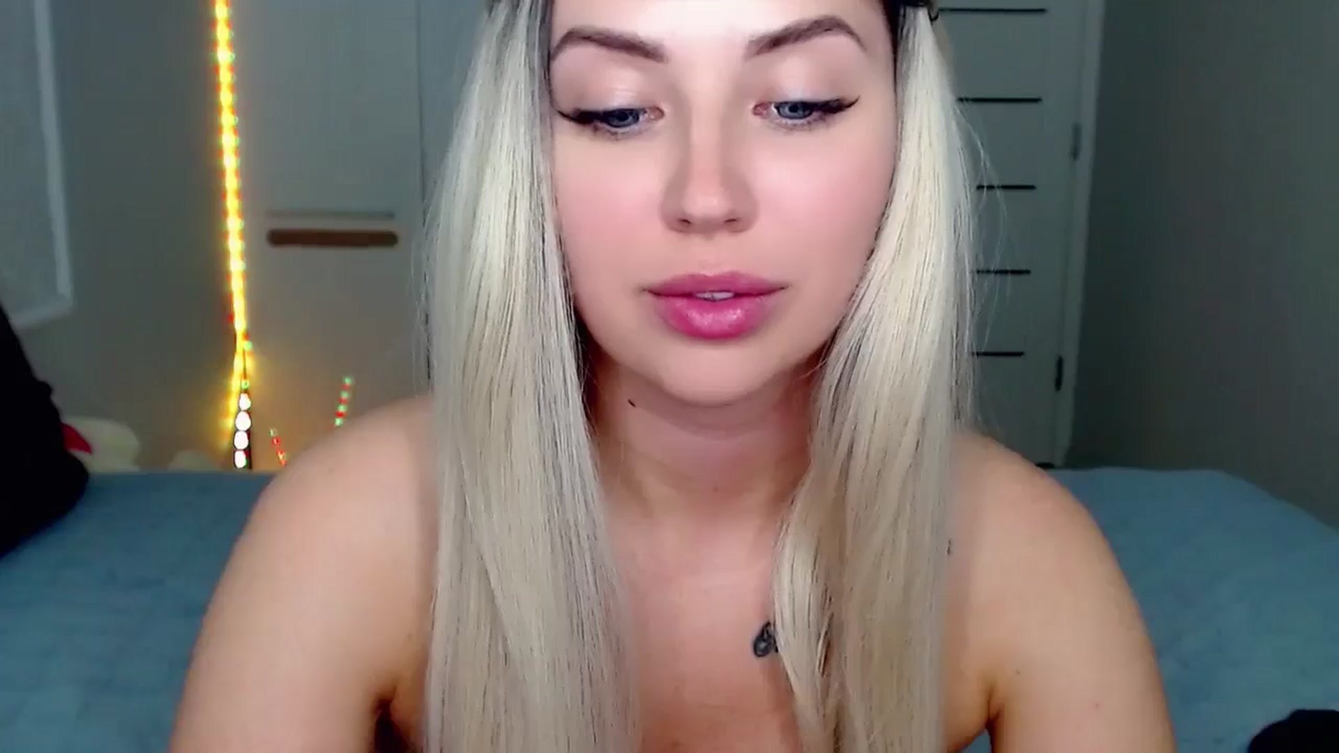 Gallery image thumbnail from SinfulAngelll's myfreecams stream on, 06/16/2024, 16:59 image 10 of 20