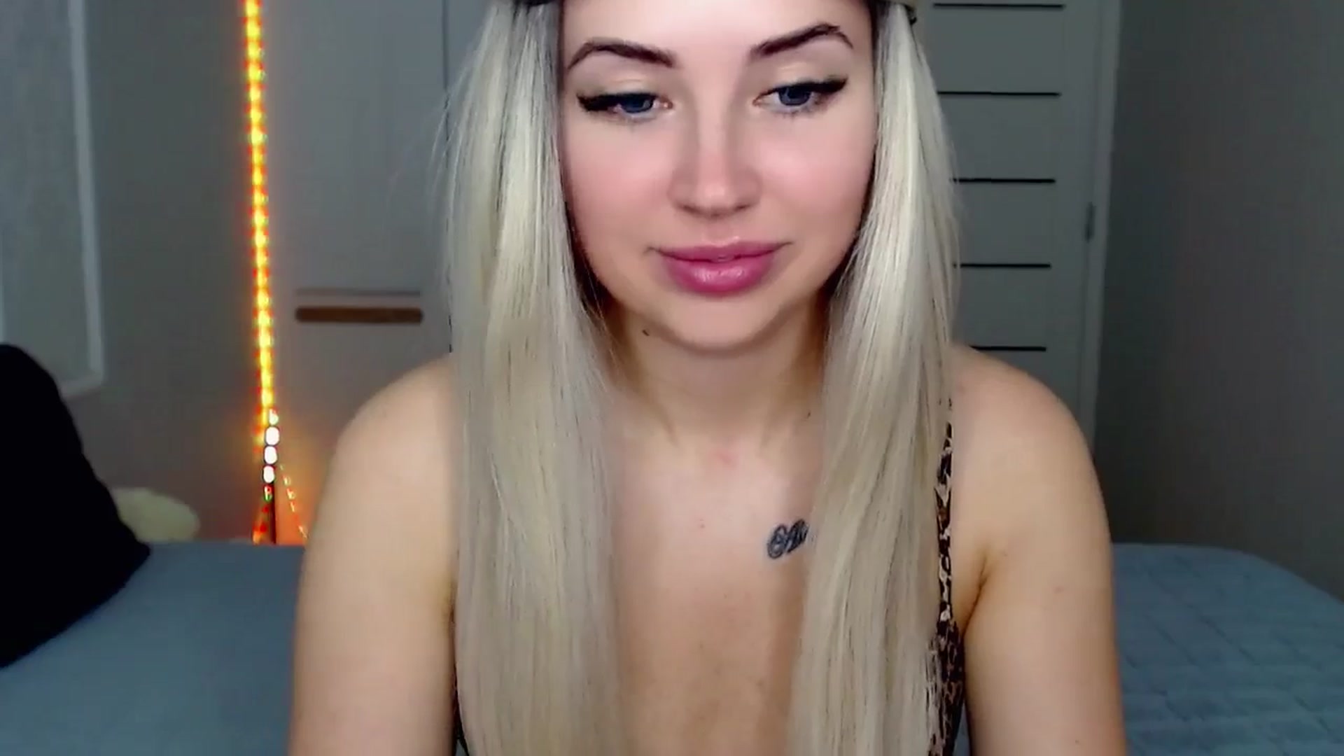 Gallery image thumbnail from SinfulAngelll's myfreecams stream on, 06/30/2024, 12:15 image 9 of 20