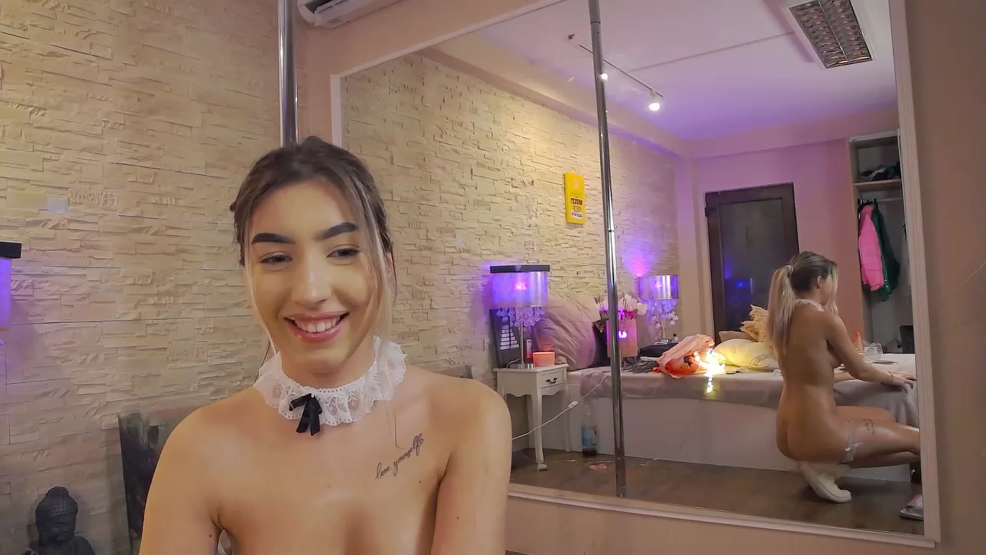 Gallery image thumbnail from SinfullKaty's myfreecams stream on, 11/16/2022, 15:24 image 17 of 20
