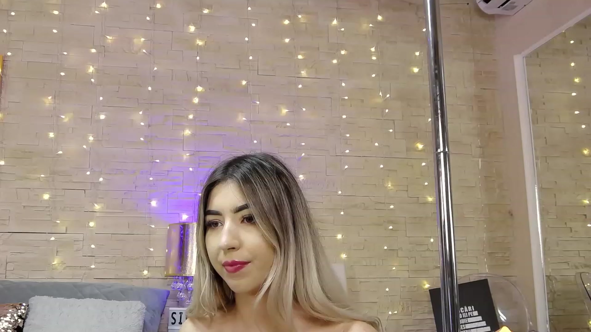 Gallery image thumbnail from SinfullKaty's myfreecams stream on, 12/05/2022, 13:11 image 12 of 20