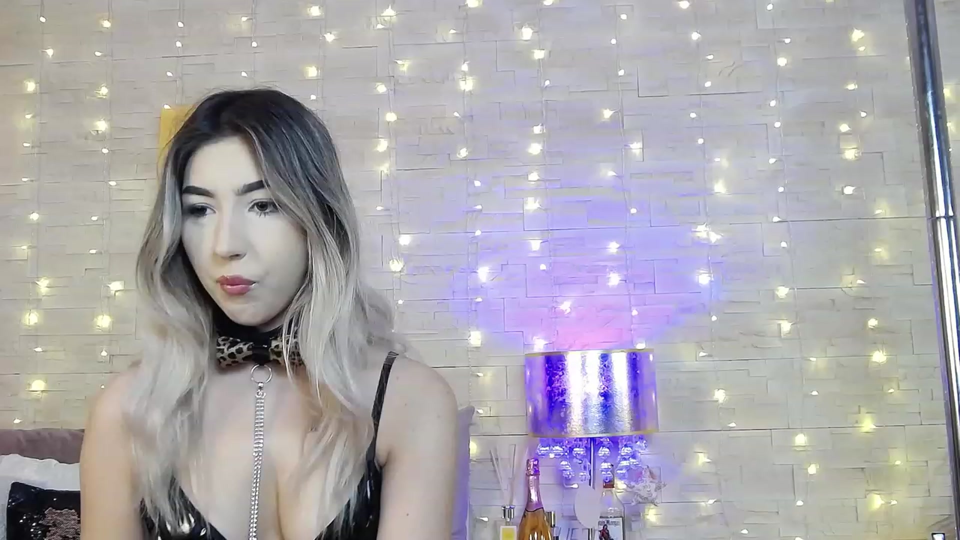 Gallery image thumbnail from SinfullKaty's myfreecams stream on, 12/21/2022, 10:08 image 3 of 20