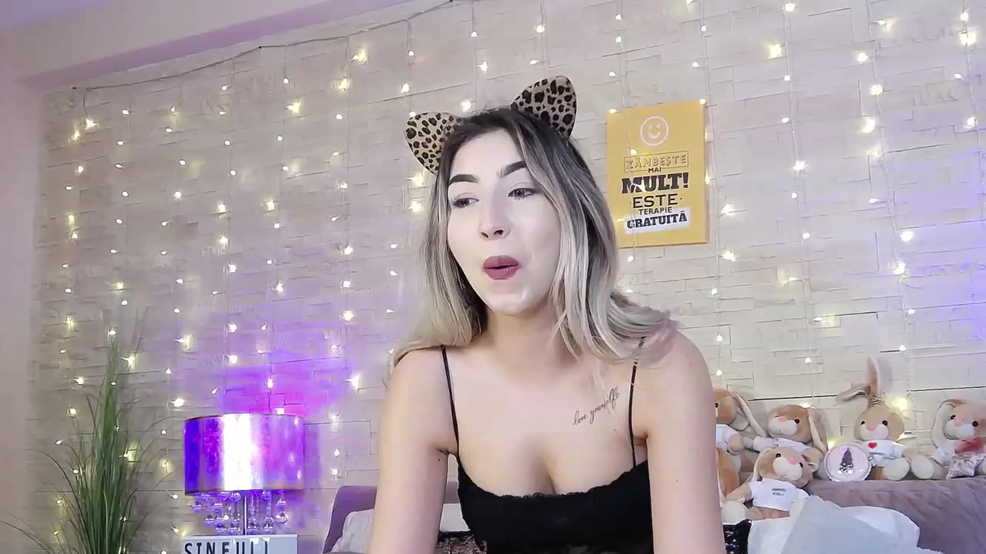 Gallery image thumbnail from SinfullKaty's myfreecams stream on, 12/21/2022, 16:55 image 12 of 20