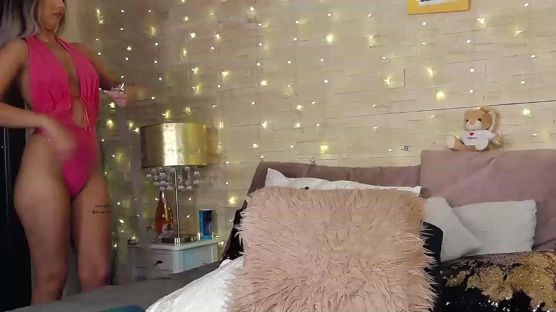 Gallery image thumbnail from SinfullKaty's myfreecams stream on, 01/10/2023, 09:03 image 10 of 20