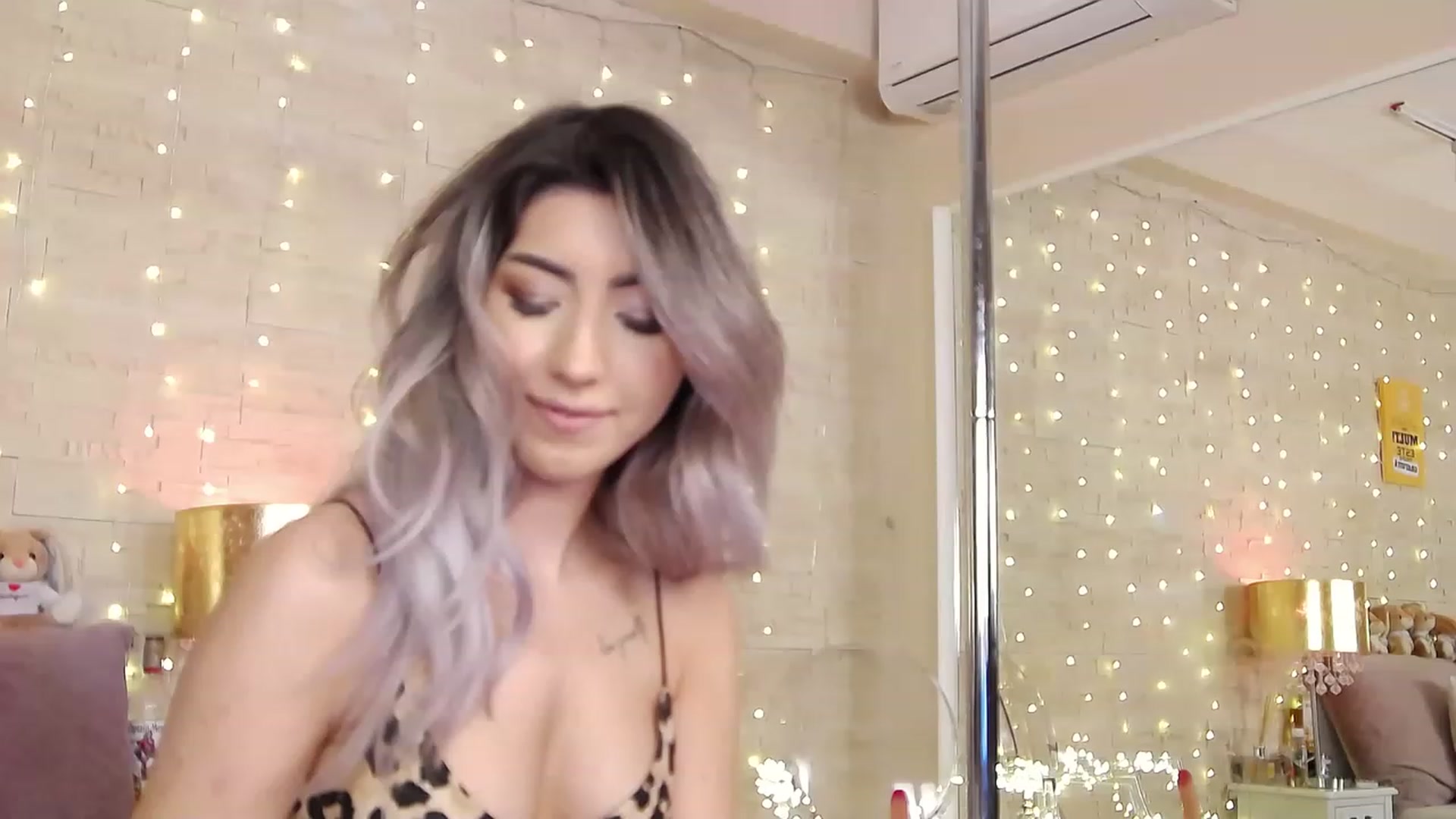 Gallery image thumbnail from SinfullKaty's myfreecams stream on, 01/18/2023, 09:26 image 18 of 20