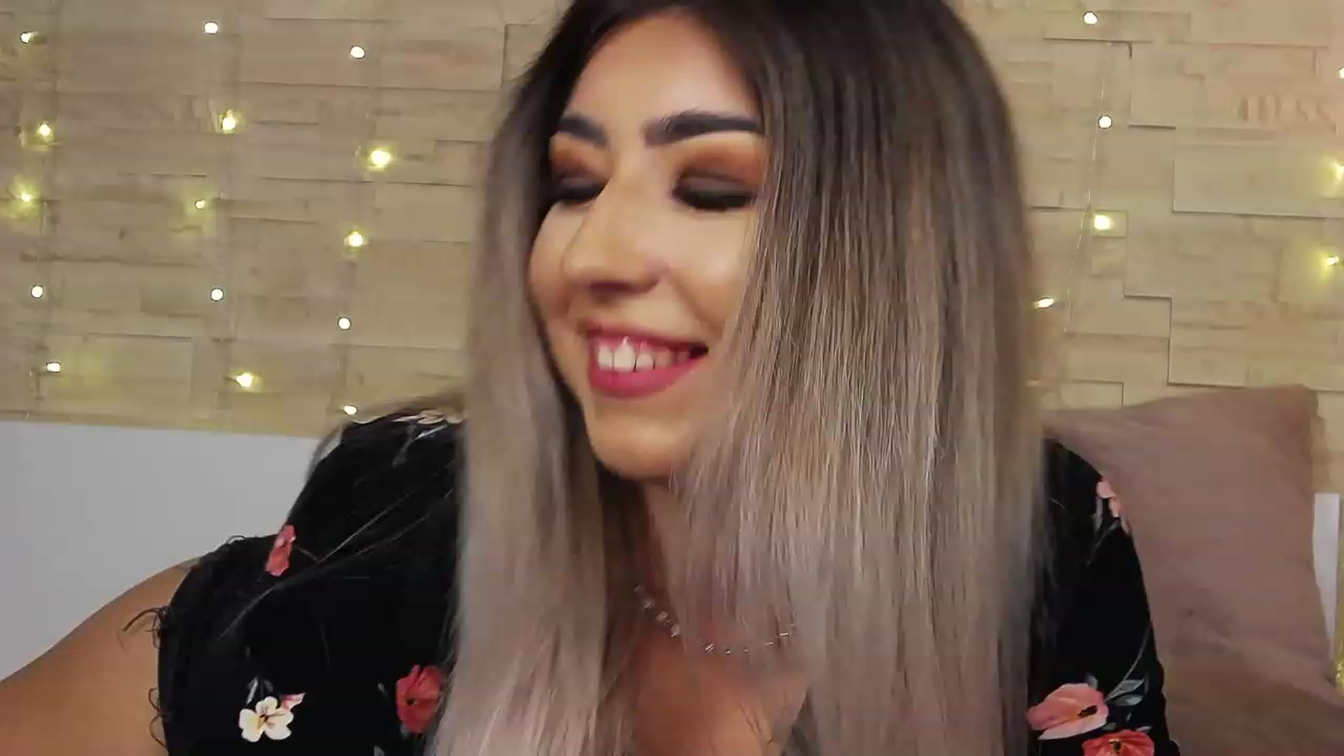 Gallery image thumbnail from SinfullKaty's myfreecams stream on, 02/01/2023, 16:00 image 16 of 20