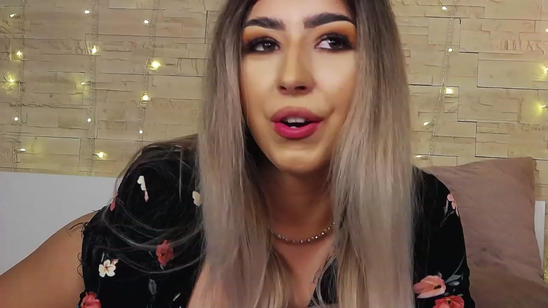 Gallery image thumbnail from SinfullKaty's myfreecams stream on, 02/01/2023, 16:00 image 15 of 20