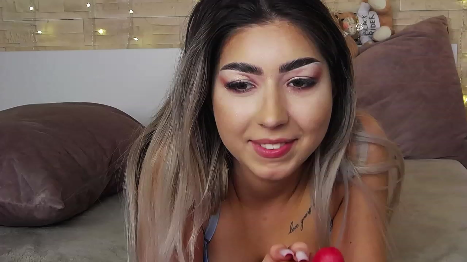 Gallery image thumbnail from SinfullKaty's myfreecams stream on, 02/03/2023, 16:06 image 20 of 20