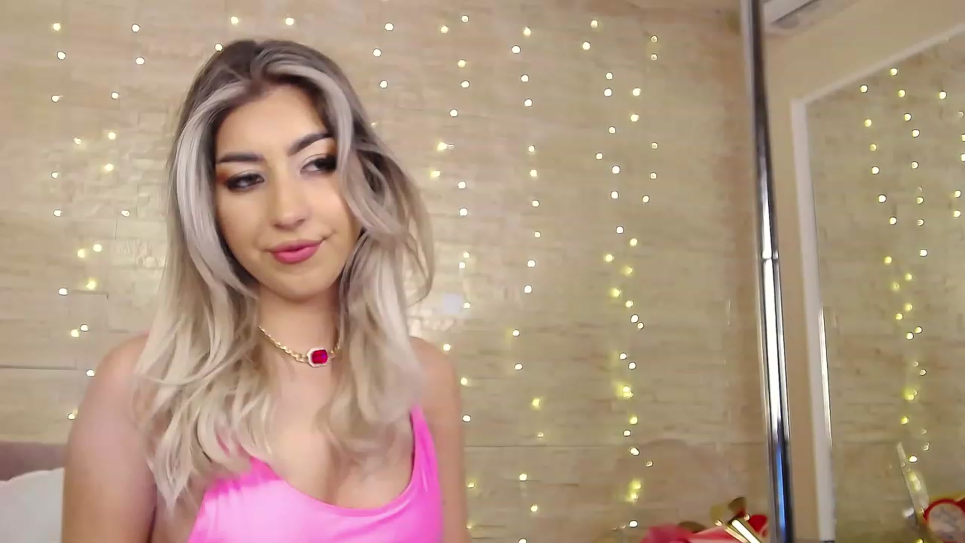 Gallery image thumbnail from SinfullKaty's myfreecams stream on, 02/24/2023, 15:59 image 4 of 20
