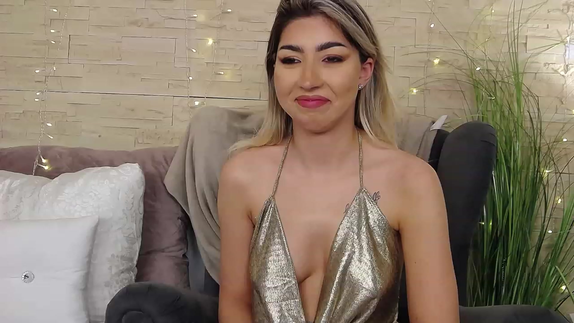 Gallery image thumbnail from SinfullKaty's myfreecams stream on, 03/10/2023, 15:33 image 11 of 20