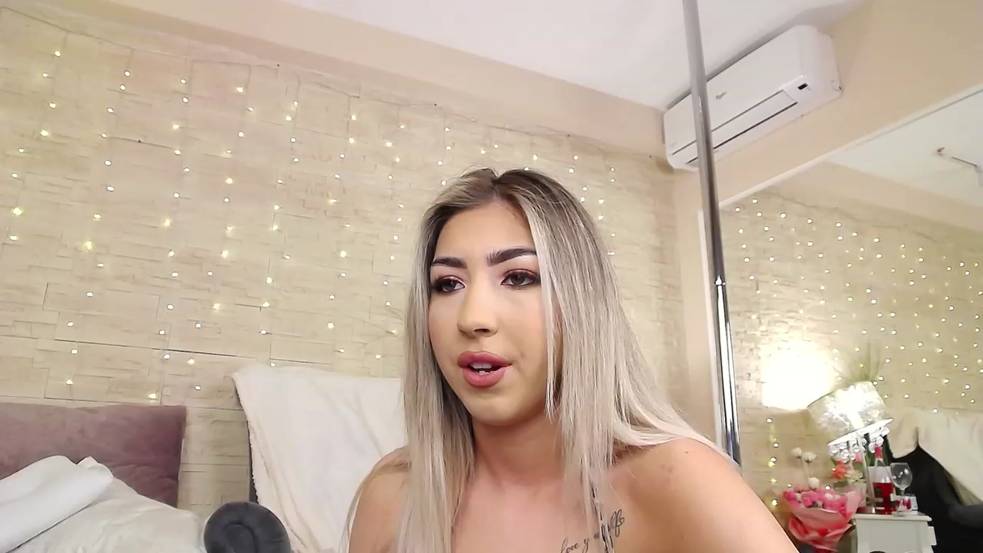 Gallery image thumbnail from SinfullKaty's myfreecams stream on, 03/21/2023, 08:29 image 7 of 20