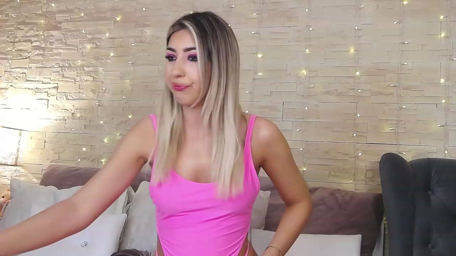 Gallery image thumbnail from SinfullKaty's myfreecams stream on, 03/28/2023, 14:51 image 7 of 20
