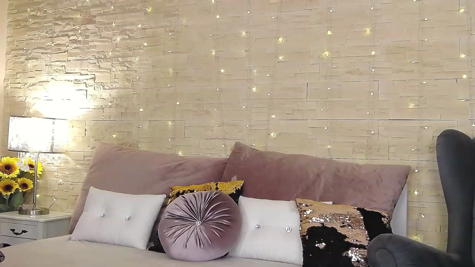 Gallery image thumbnail from SinfullKaty's myfreecams stream on, 04/19/2023, 11:39 image 7 of 20
