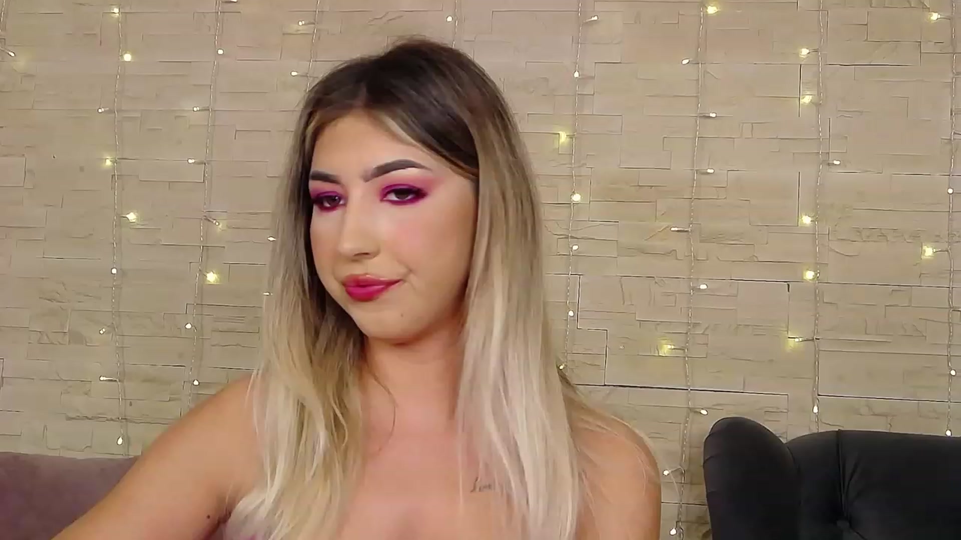 Gallery image thumbnail from SinfullKaty's myfreecams stream on, 04/22/2023, 10:24 image 1 of 20