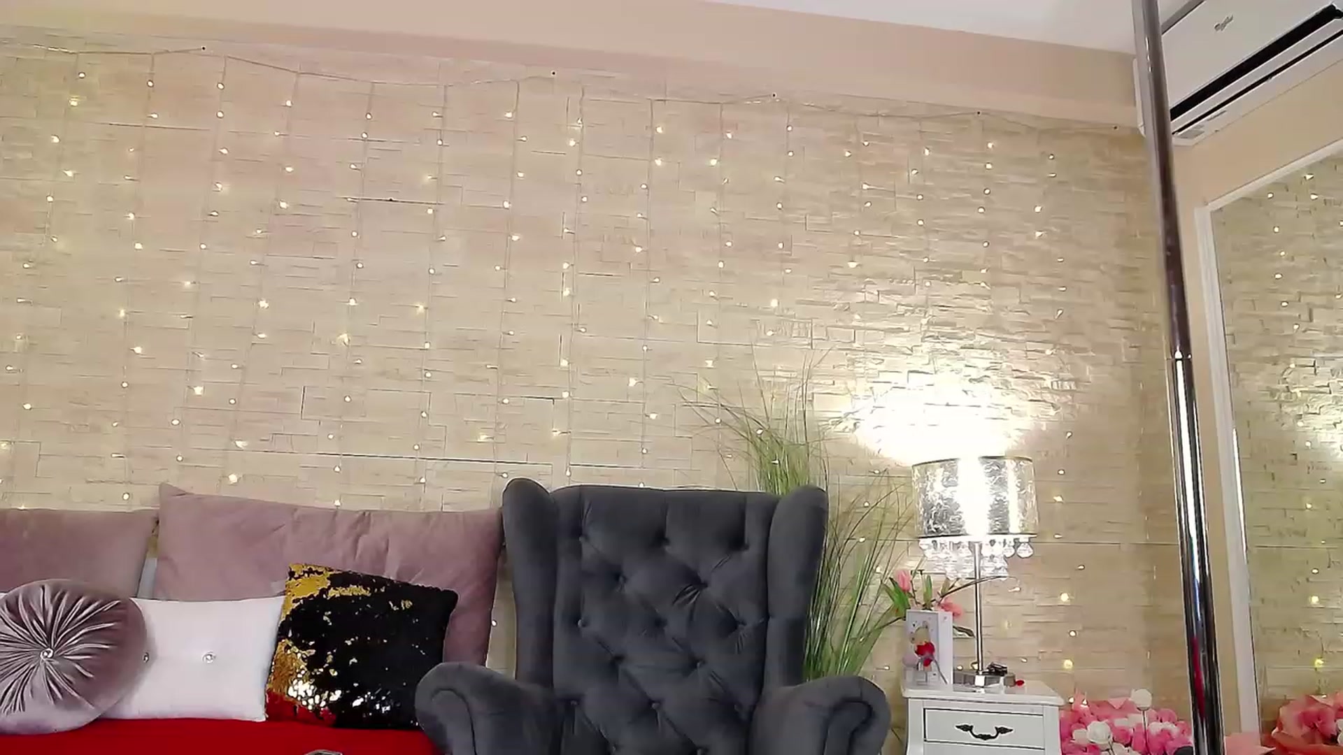 Gallery image thumbnail from SinfullKaty's myfreecams stream on, 04/22/2023, 14:37 image 7 of 20