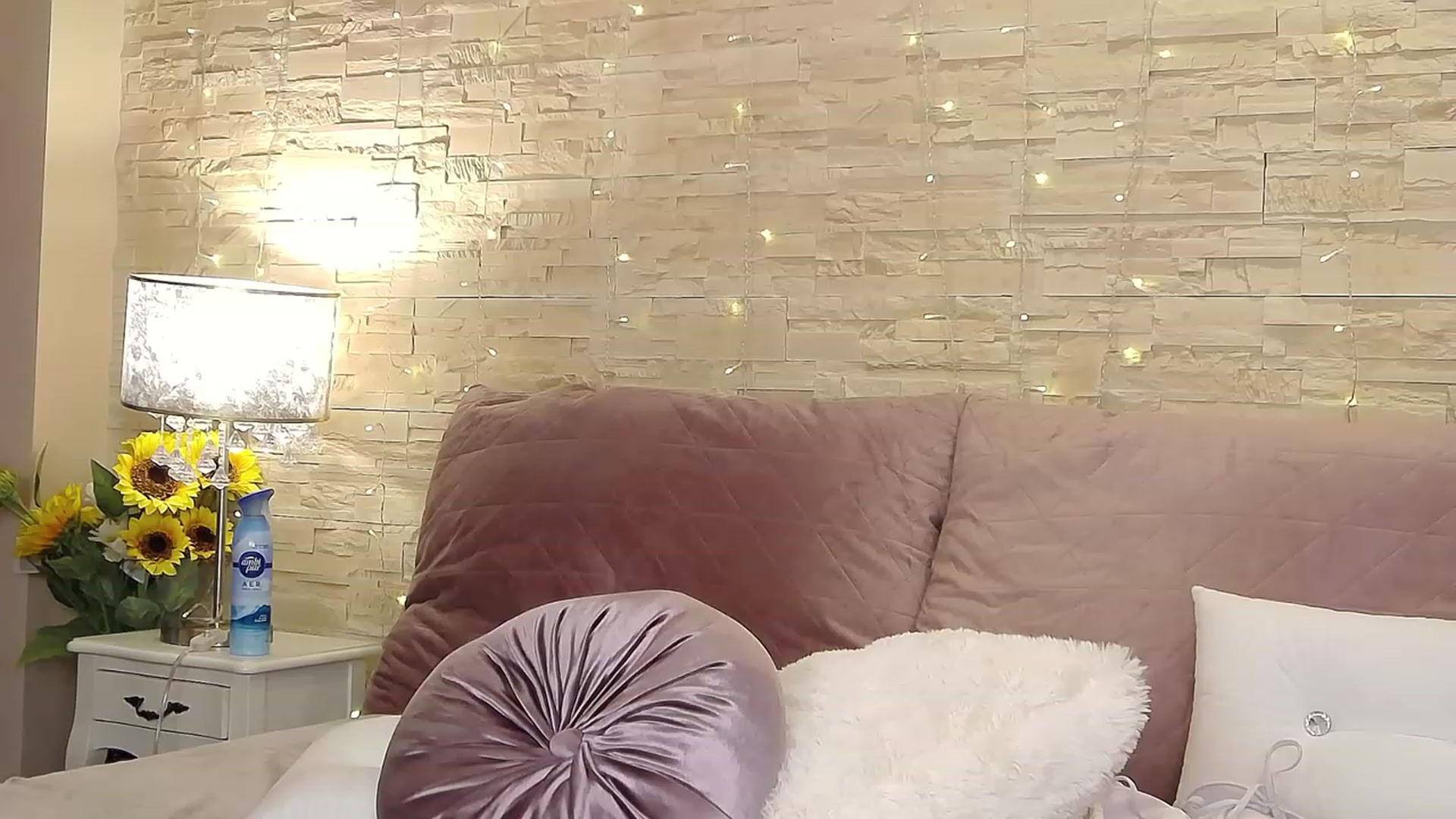 Gallery image thumbnail from SinfullKaty's myfreecams stream on, 05/16/2023, 08:01 image 9 of 20