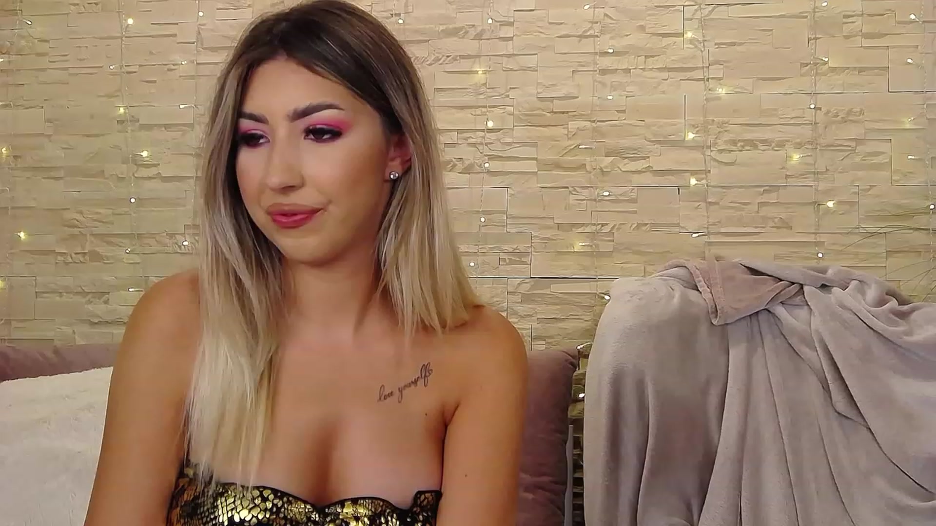 Gallery image thumbnail from SinfullKaty's myfreecams stream on, 05/16/2023, 12:02 image 6 of 20