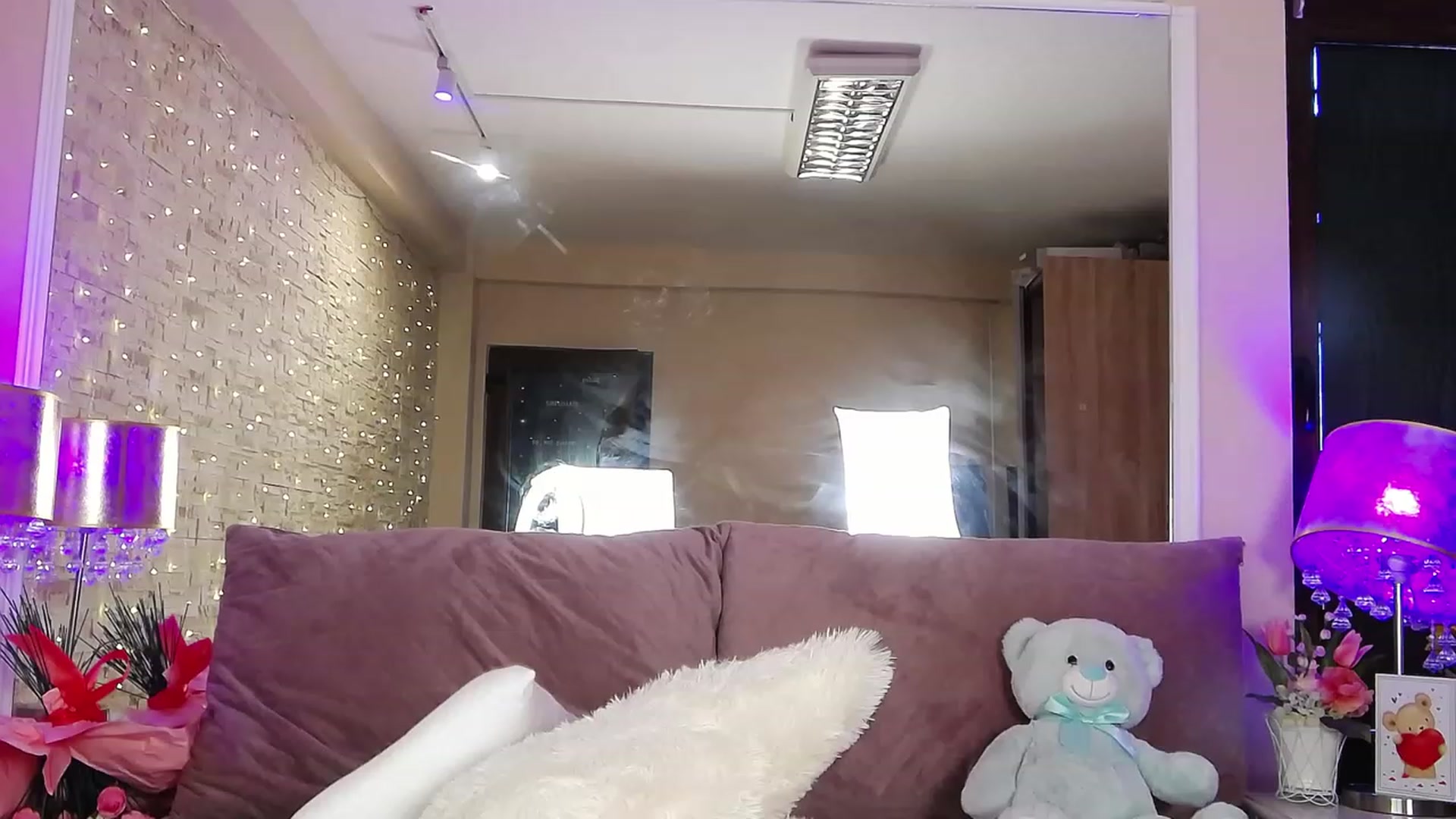 Gallery image thumbnail from SinfullKaty's myfreecams stream on, 06/05/2023, 07:15 image 18 of 20