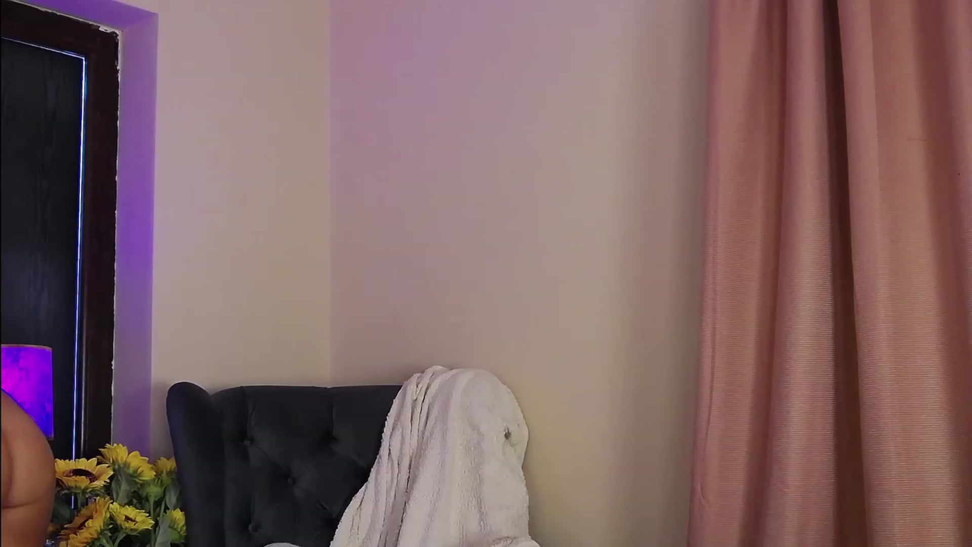 Gallery image thumbnail from SinfullKaty's myfreecams stream on, 06/09/2023, 08:18 image 12 of 20