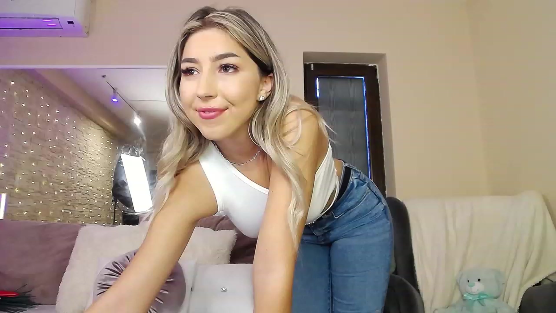 Gallery image thumbnail from SinfullKaty's myfreecams stream on, 06/10/2023, 13:06 image 19 of 20