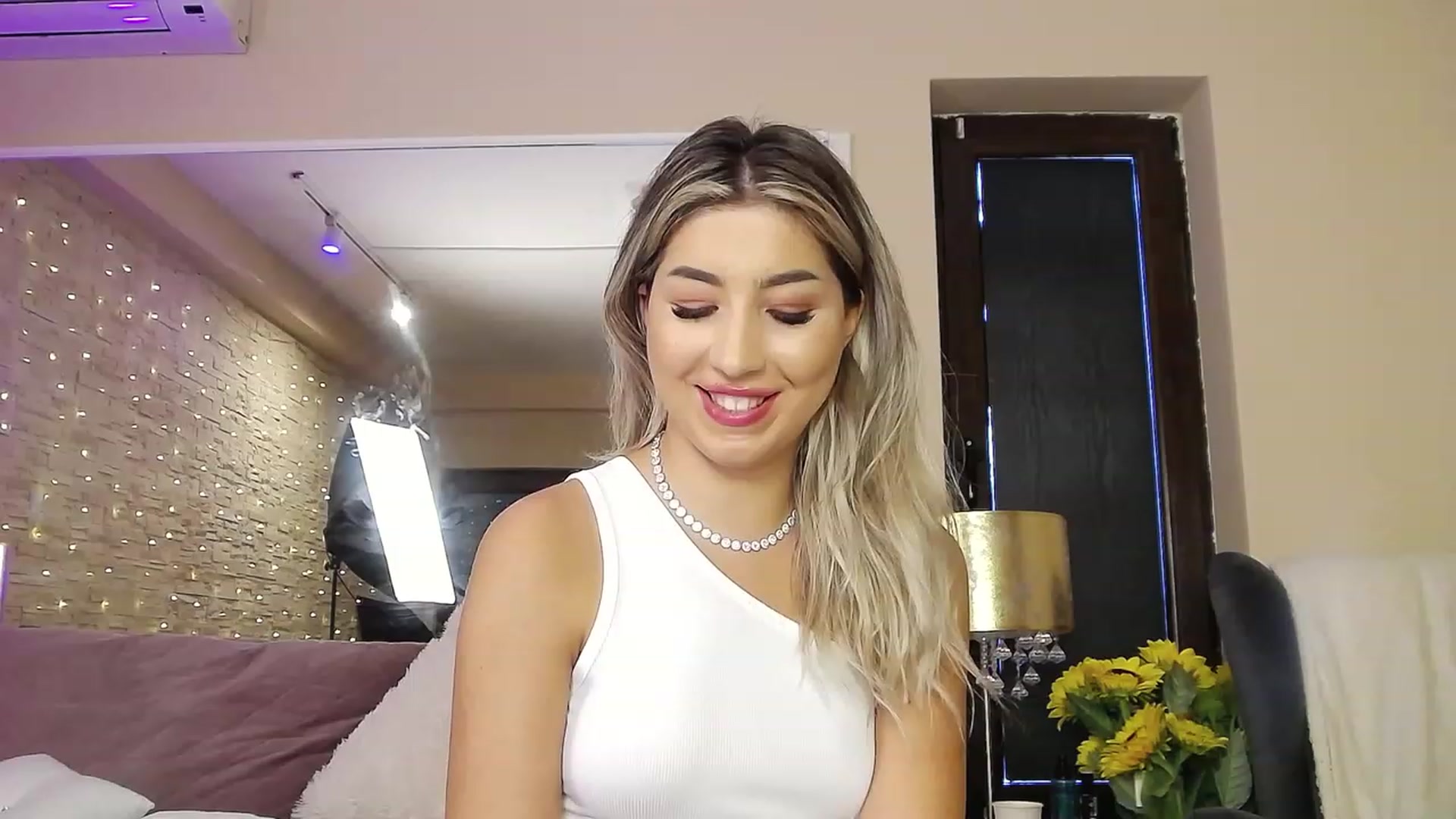 Gallery image thumbnail from SinfullKaty's myfreecams stream on, 06/10/2023, 13:06 image 9 of 20