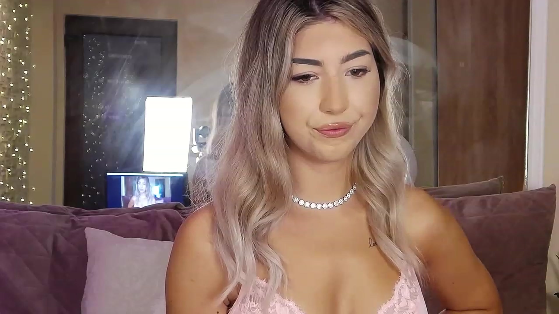 Gallery image thumbnail from SinfullKaty's myfreecams stream on, 06/17/2023, 07:13 image 18 of 20