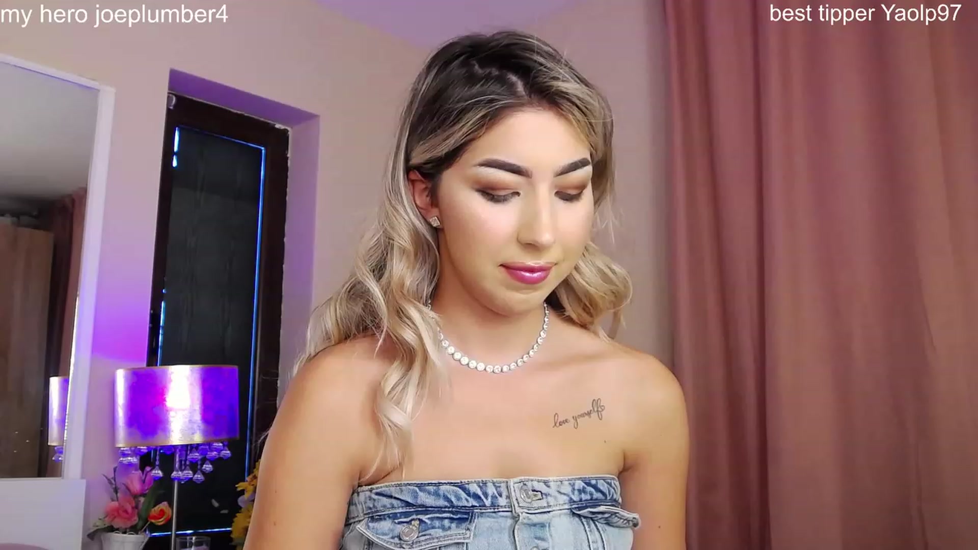 Gallery image thumbnail from SinfullKaty's myfreecams stream on, 08/01/2023, 13:00 image 17 of 20