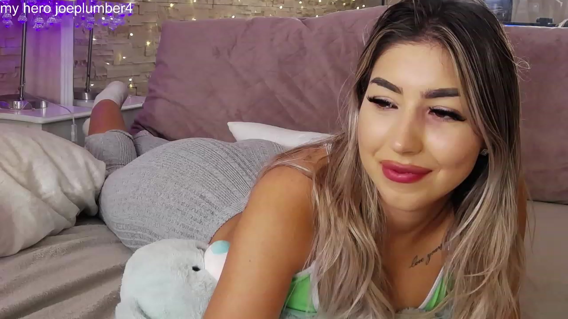 Gallery image thumbnail from SinfullKaty's myfreecams stream on, 08/17/2023, 12:44 image 13 of 20