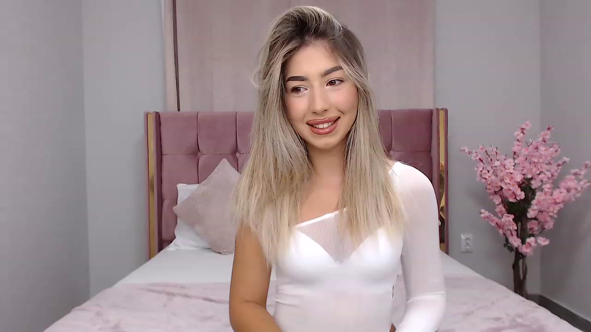 Gallery image thumbnail from SinfullKaty's myfreecams stream on, 09/05/2023, 13:10 image 4 of 20
