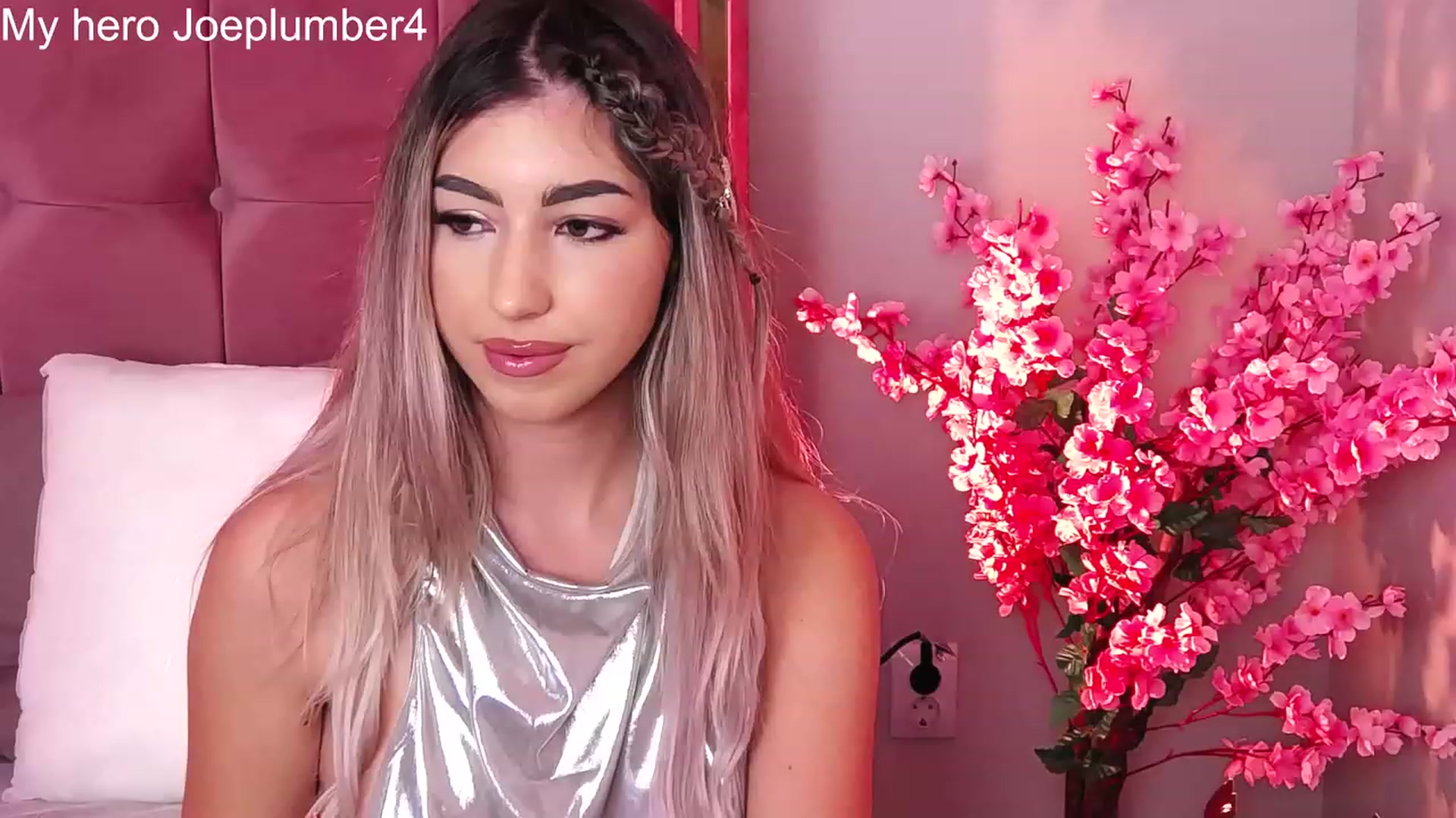 Gallery image thumbnail from SinfullKaty's myfreecams stream on, 09/18/2023, 10:52 image 5 of 20