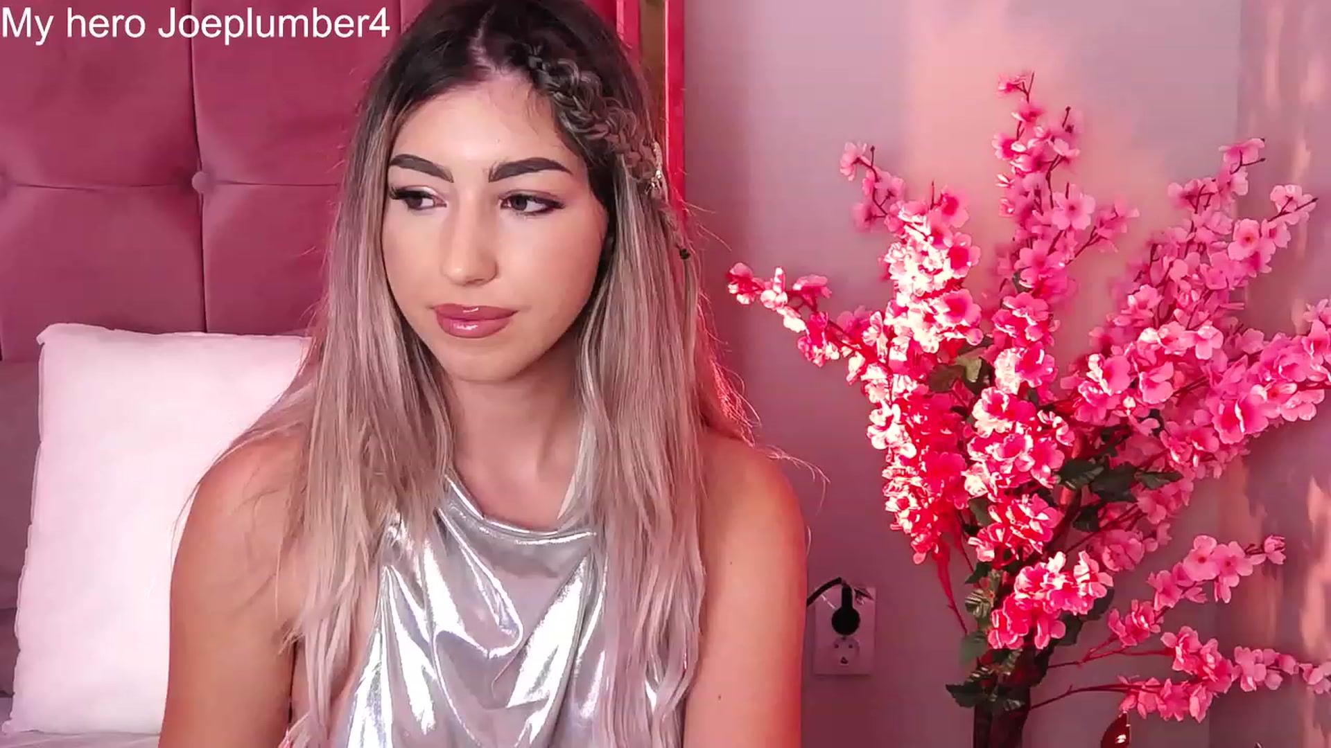 Gallery image thumbnail from SinfullKaty's myfreecams stream on, 09/18/2023, 10:52 image 4 of 20