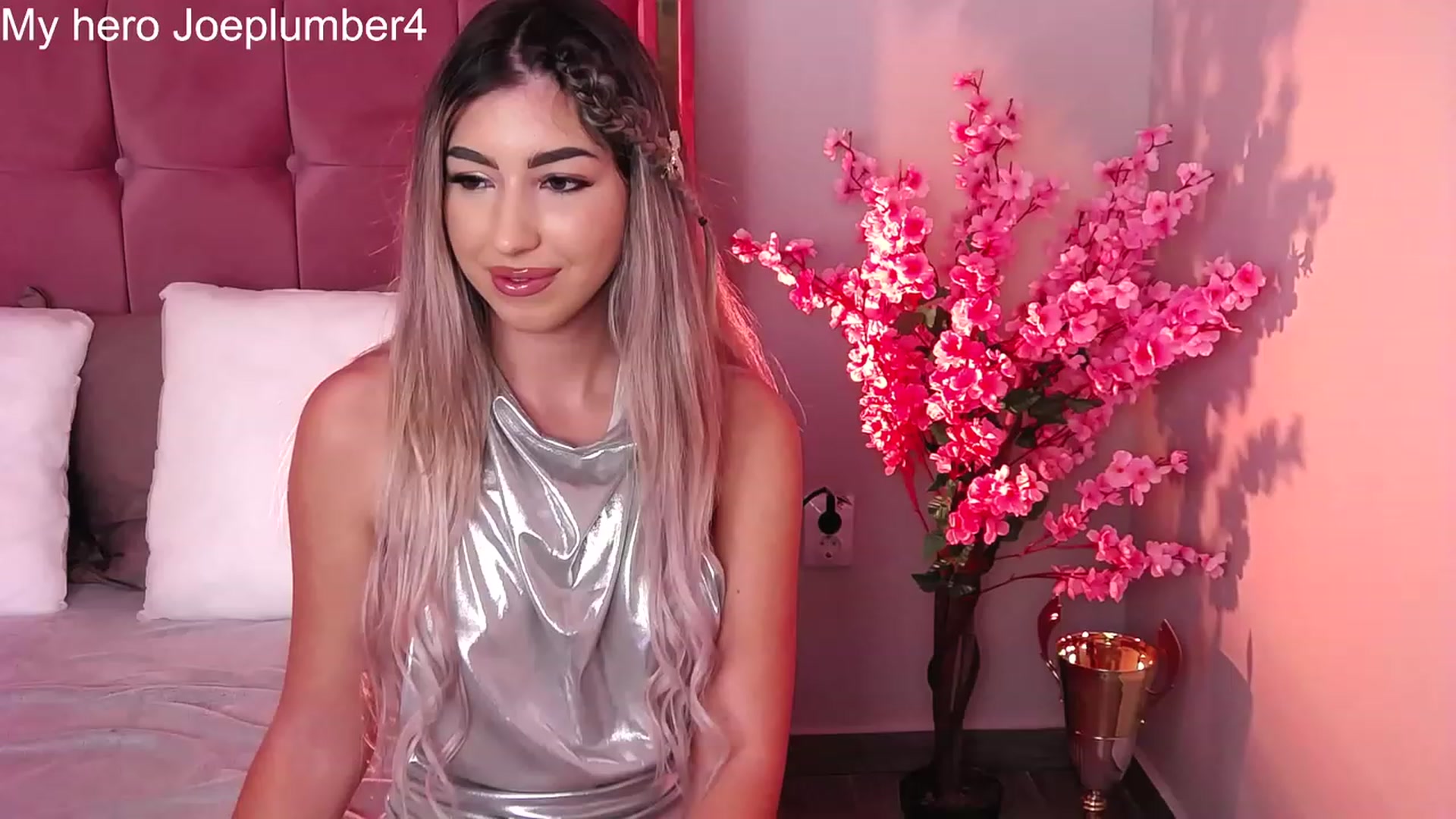 Gallery image thumbnail from SinfullKaty's myfreecams stream on, 09/18/2023, 10:52 image 9 of 20
