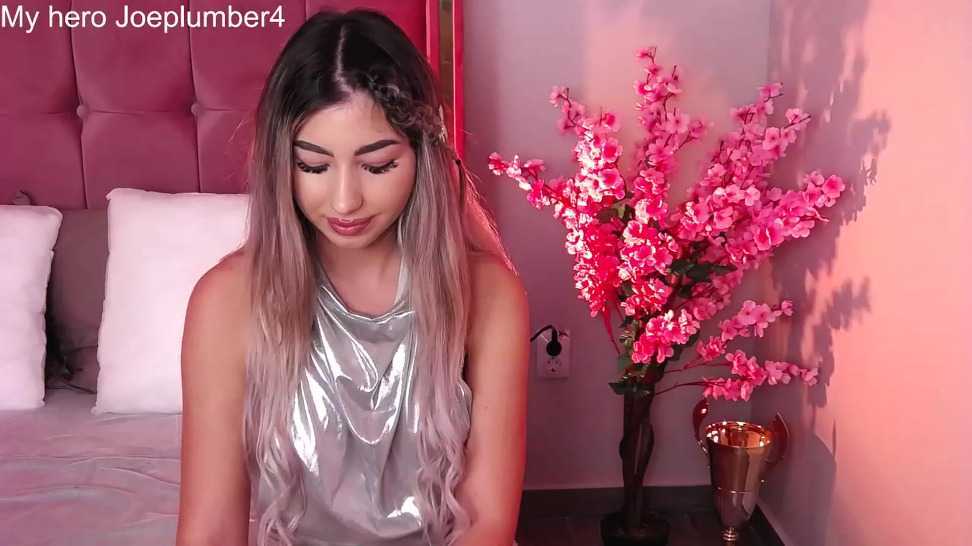 Gallery image thumbnail from SinfullKaty's myfreecams stream on, 09/18/2023, 10:52 image 11 of 20