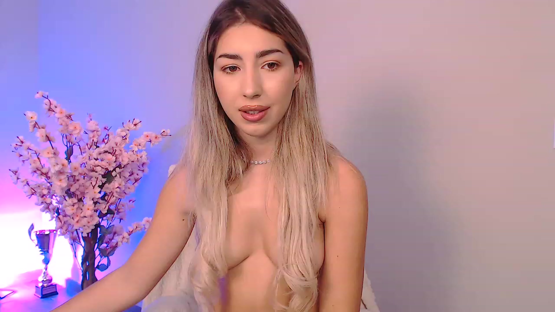 Gallery image thumbnail from SinfullKaty's myfreecams stream on, 10/04/2023, 11:37 image 7 of 20