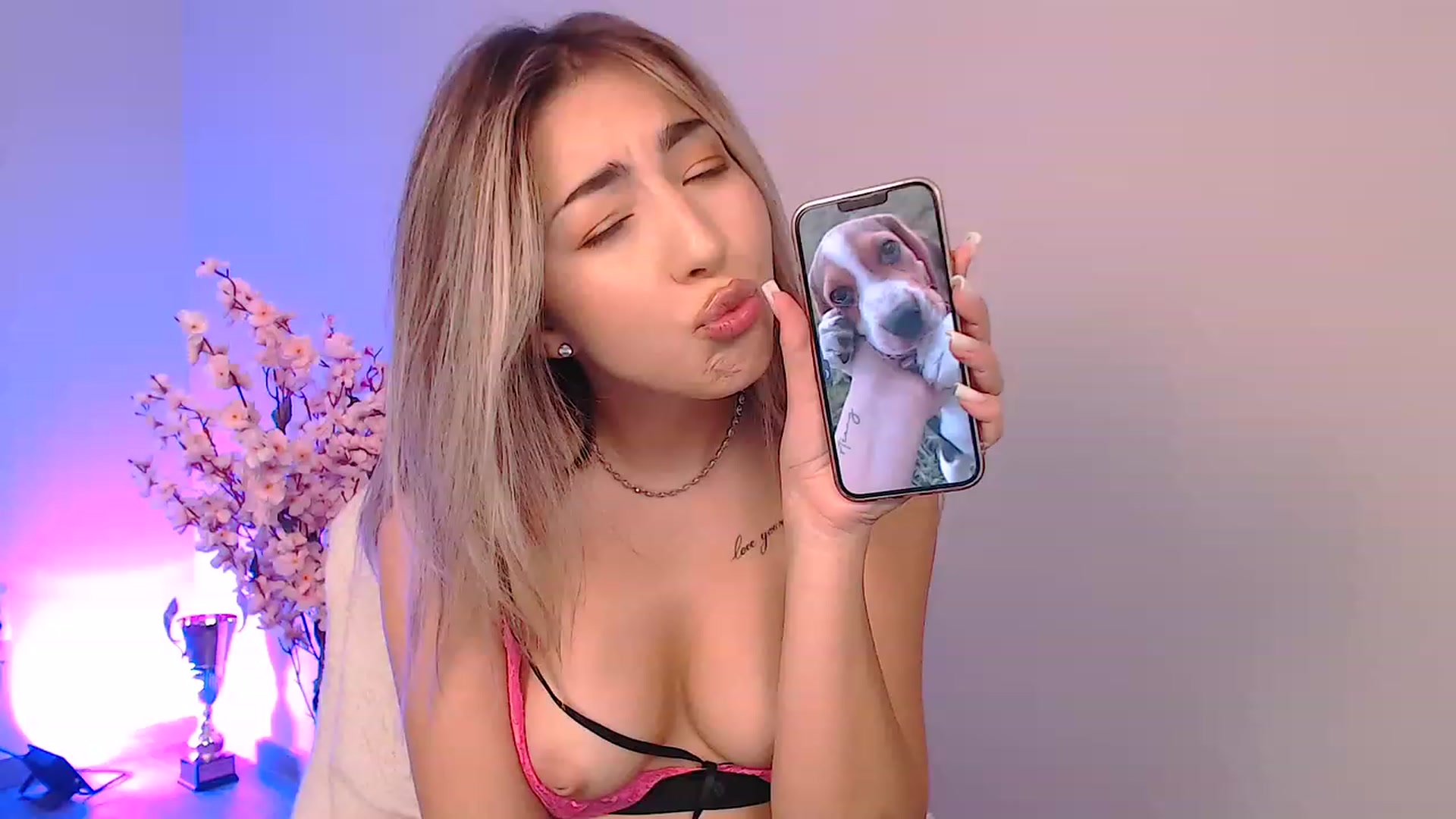 Gallery image thumbnail from SinfullKaty's myfreecams stream on, 10/04/2023, 11:37 image 19 of 20