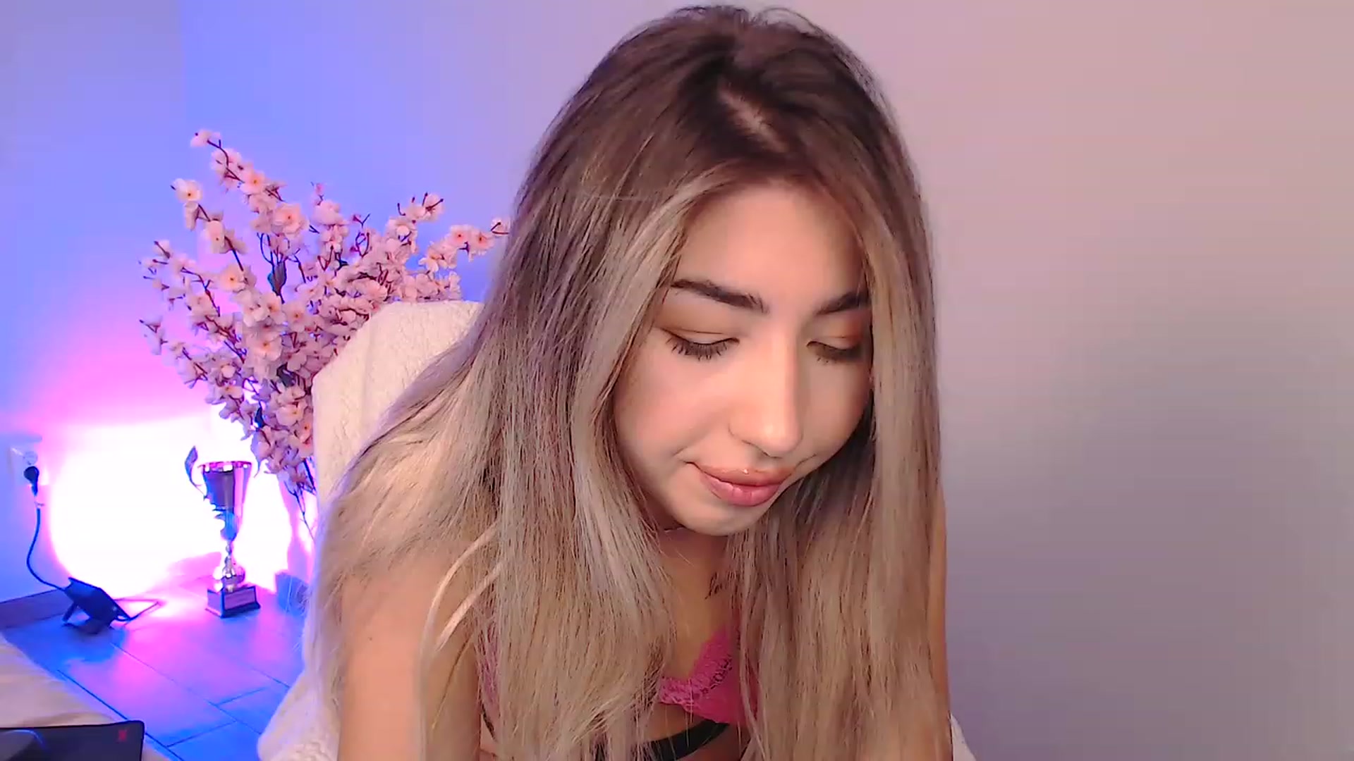 Gallery image thumbnail from SinfullKaty's myfreecams stream on, 10/04/2023, 12:57 image 2 of 20