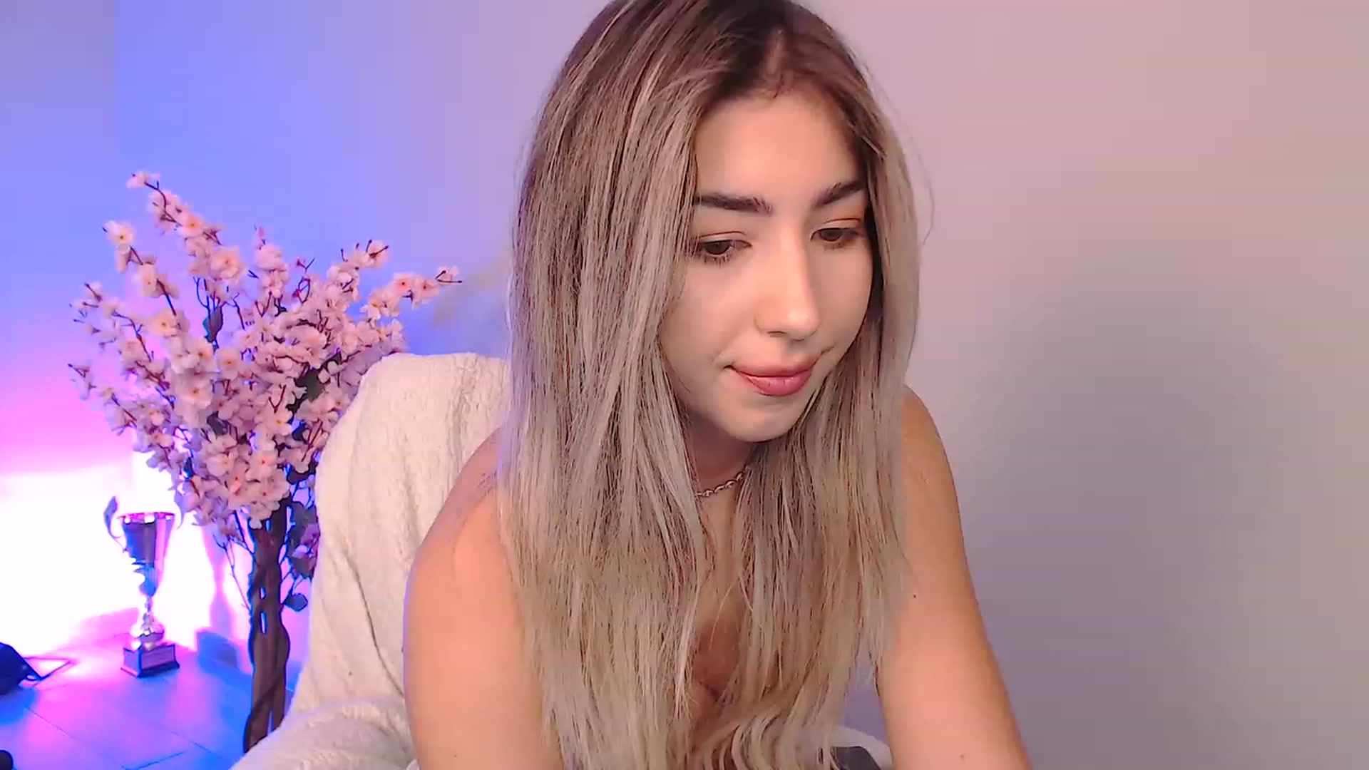 Gallery image thumbnail from SinfullKaty's myfreecams stream on, 10/04/2023, 15:25 image 4 of 20