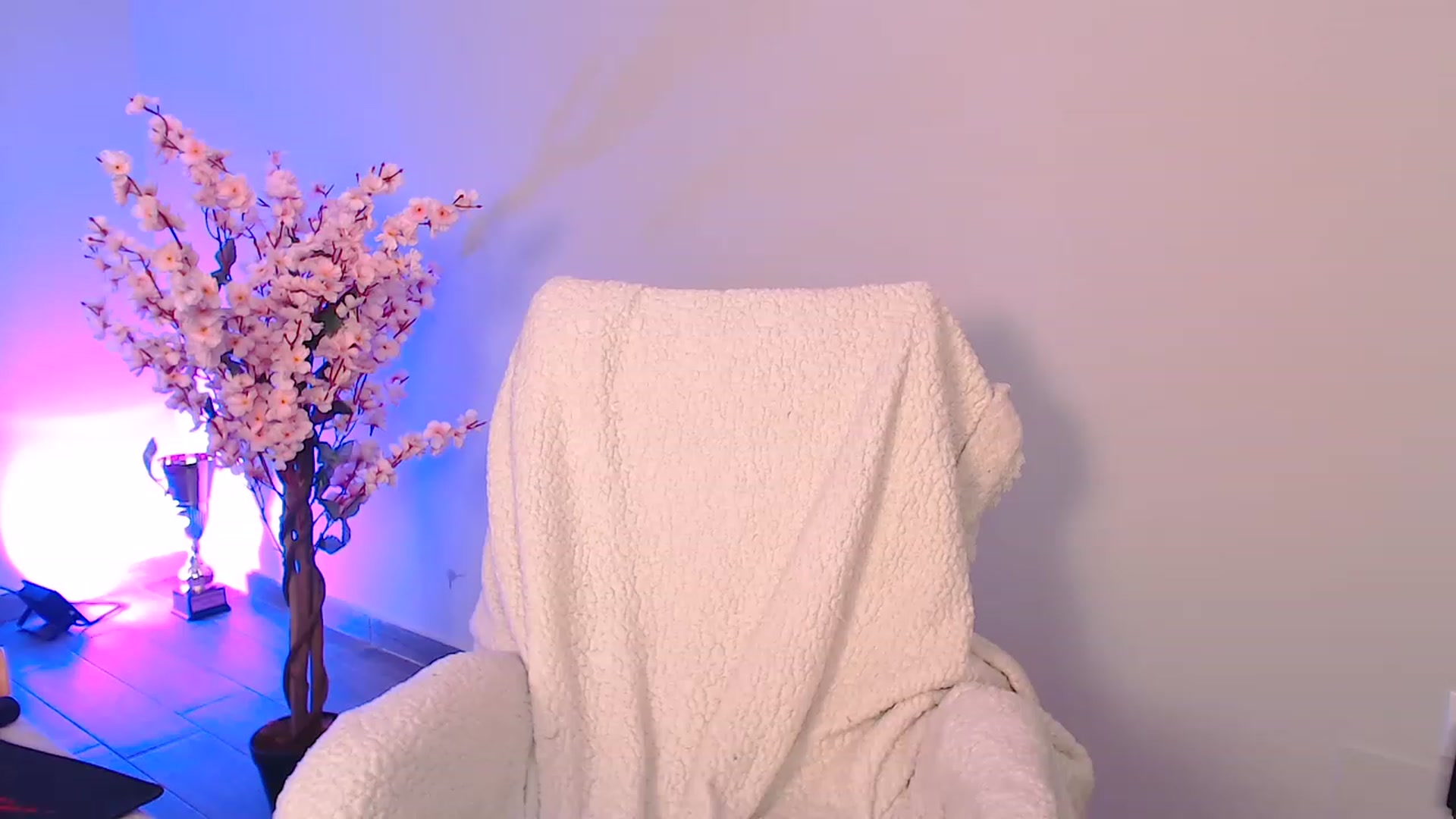 Gallery image thumbnail from SinfullKaty's myfreecams stream on, 10/04/2023, 17:00 image 20 of 20