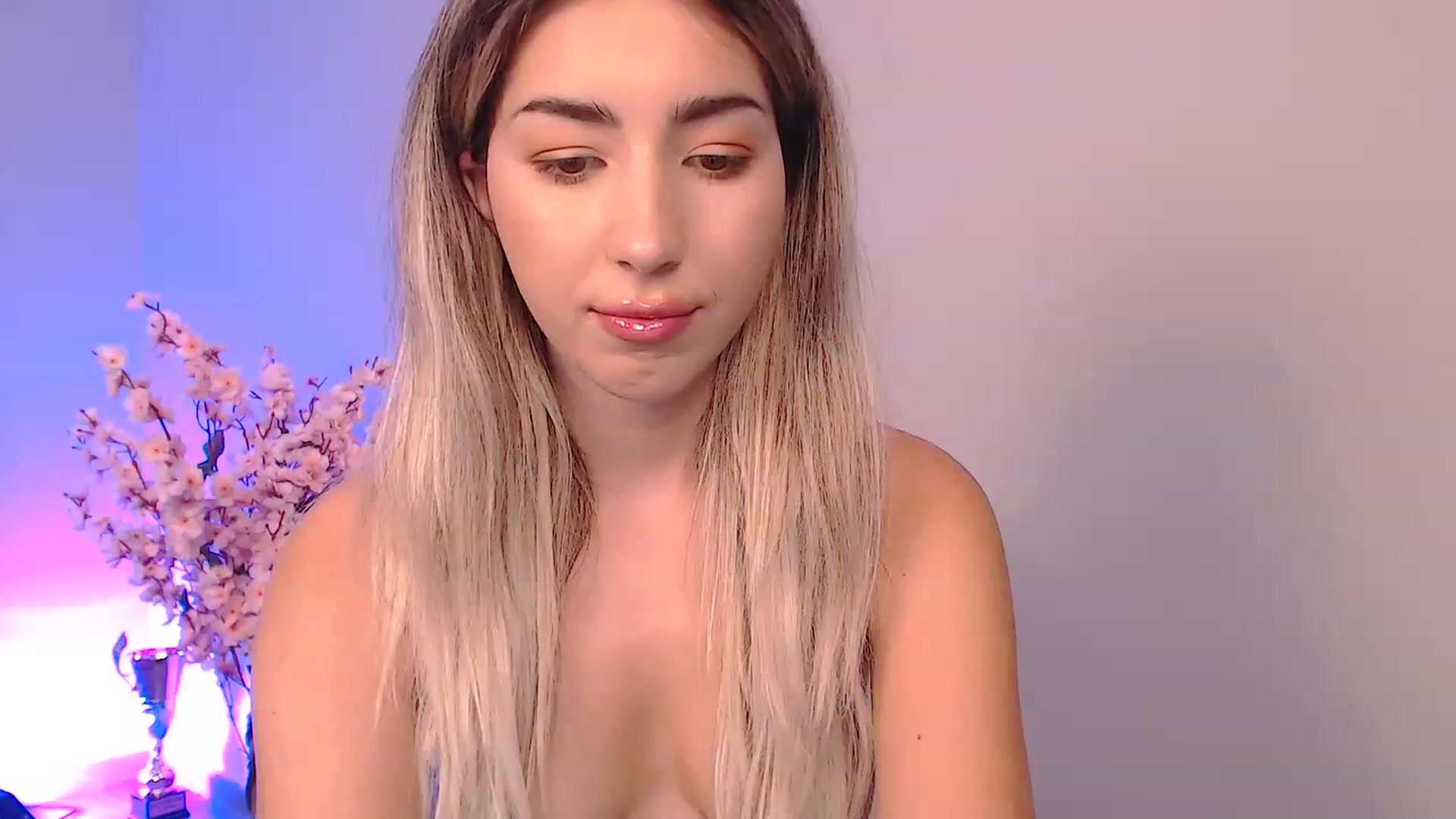Gallery image thumbnail from SinfullKaty's myfreecams stream on, 10/04/2023, 17:59 image 2 of 20