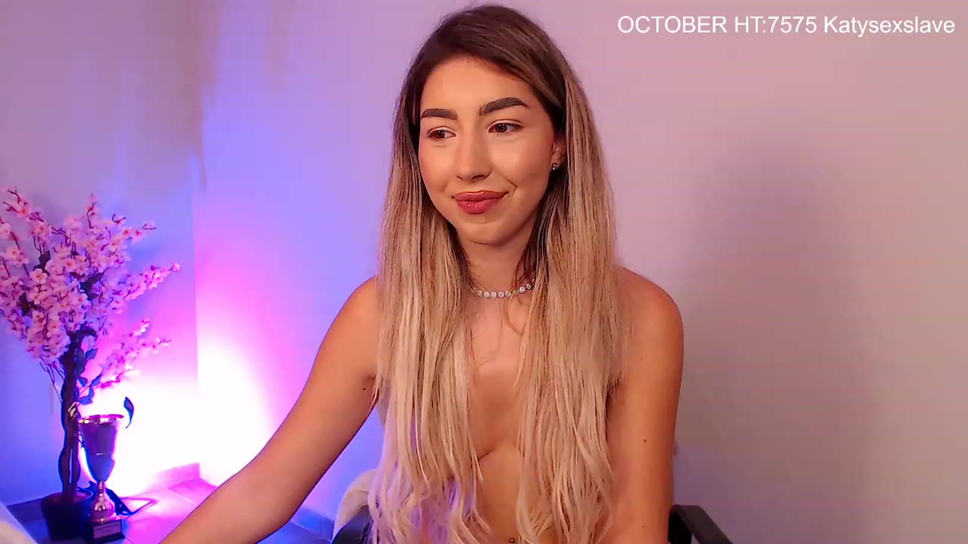 Gallery image thumbnail from SinfullKaty's myfreecams stream on, 10/06/2023, 14:21 image 15 of 20