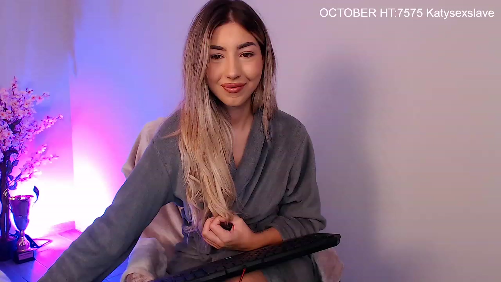 Gallery image thumbnail from SinfullKaty's myfreecams stream on, 10/08/2023, 11:20 image 8 of 20