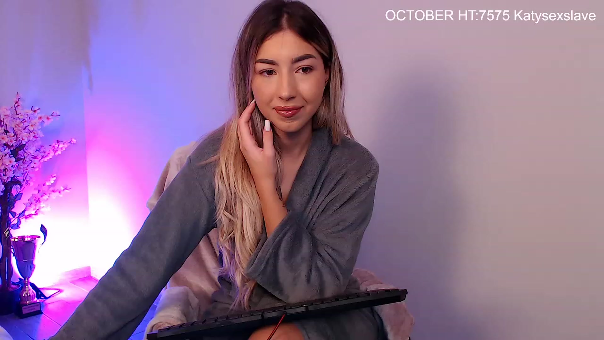 Gallery image thumbnail from SinfullKaty's myfreecams stream on, 10/08/2023, 11:20 image 3 of 20