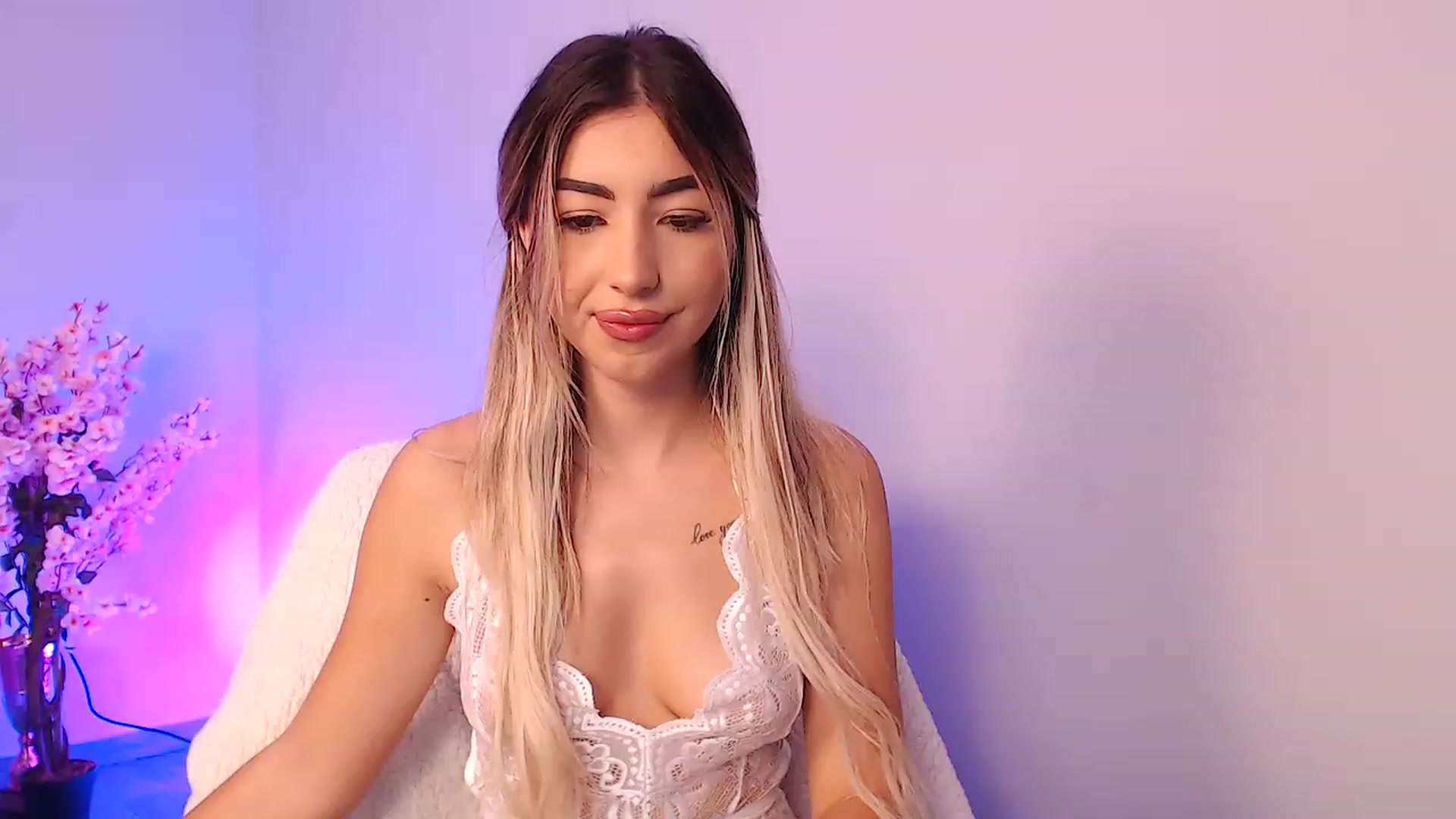 Gallery image thumbnail from SinfullKaty's myfreecams stream on, 10/16/2023, 08:12 image 8 of 20