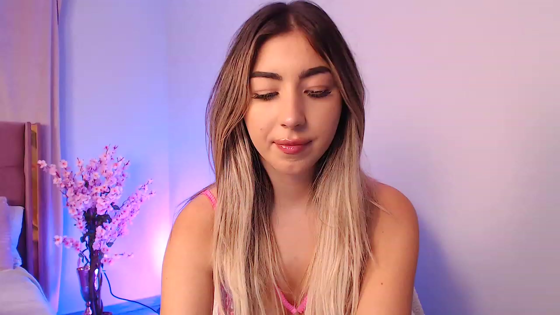 Gallery image thumbnail from SinfullKaty's myfreecams stream on, 10/16/2023, 15:39 image 3 of 20