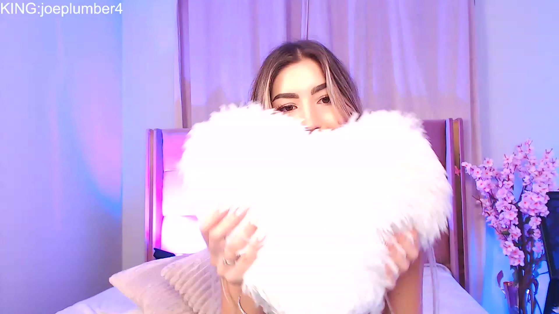 Gallery image thumbnail from SinfullKaty's myfreecams stream on, 10/19/2023, 15:04 image 8 of 20