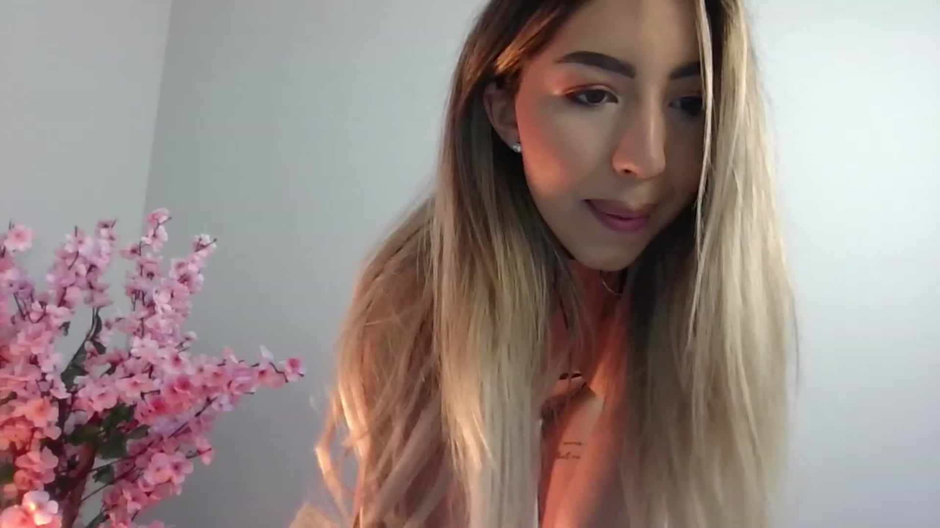 Gallery image thumbnail from SinfullKaty's myfreecams stream on, 10/25/2023, 07:48 image 19 of 20