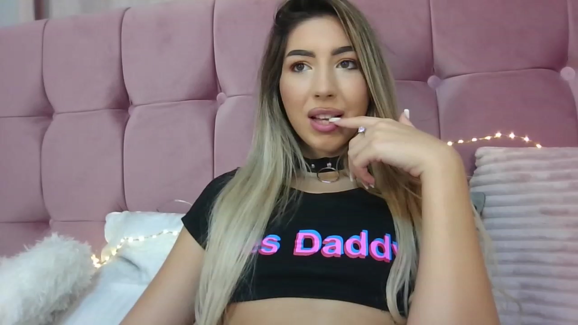 Gallery image thumbnail from SinfullKaty's myfreecams stream on, 10/25/2023, 09:44 image 18 of 20