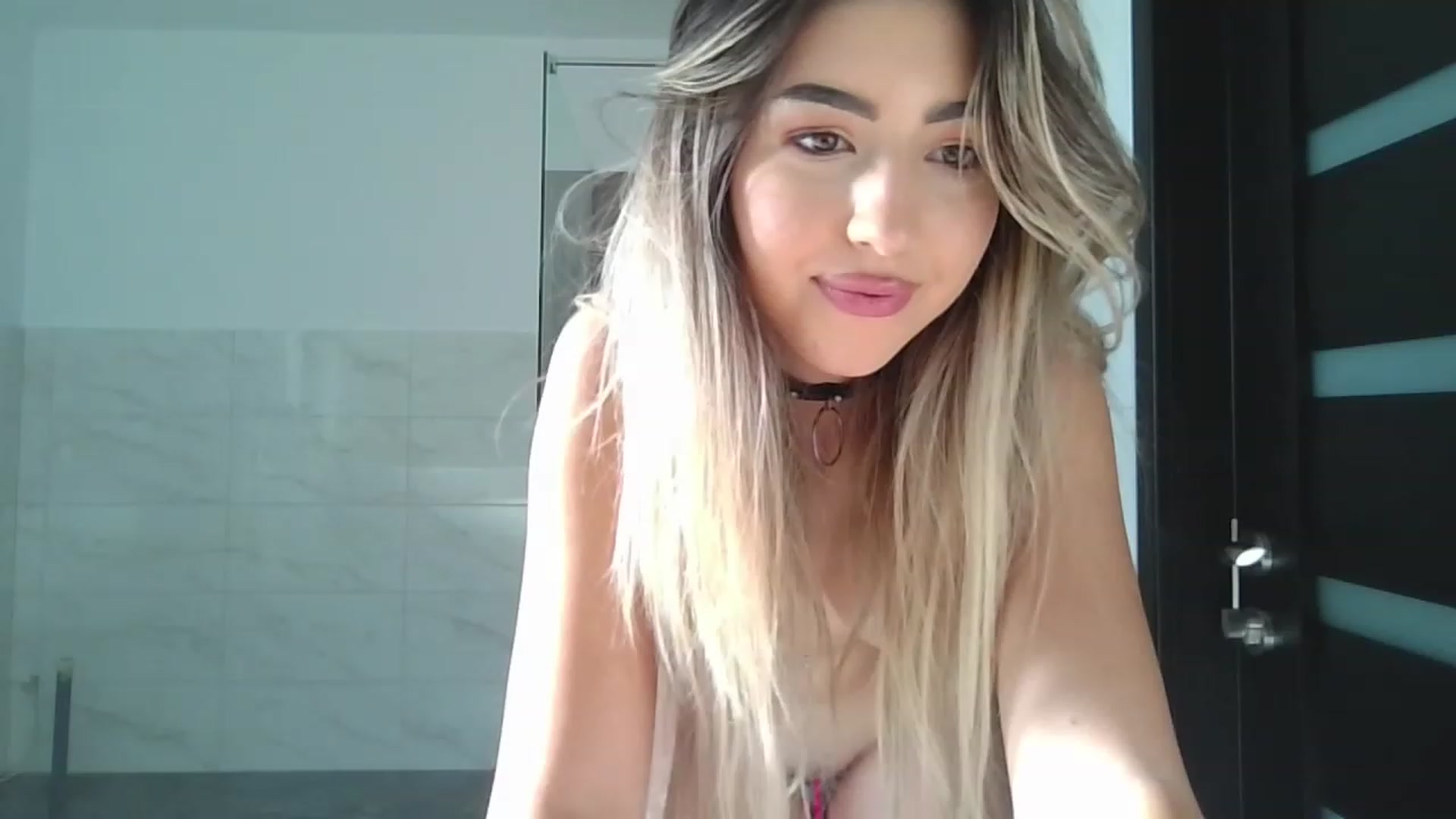 Gallery image thumbnail from SinfullKaty's myfreecams stream on, 10/25/2023, 14:03 image 2 of 20
