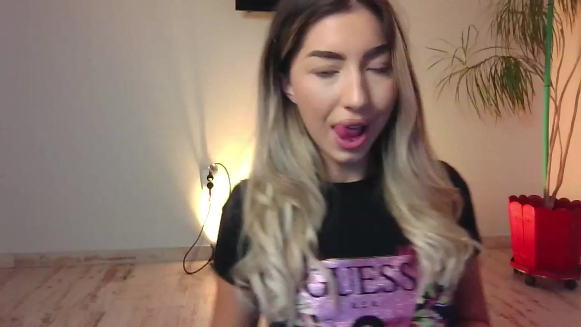 Gallery image thumbnail from SinfullKaty's myfreecams stream on, 10/28/2023, 12:31 image 16 of 20